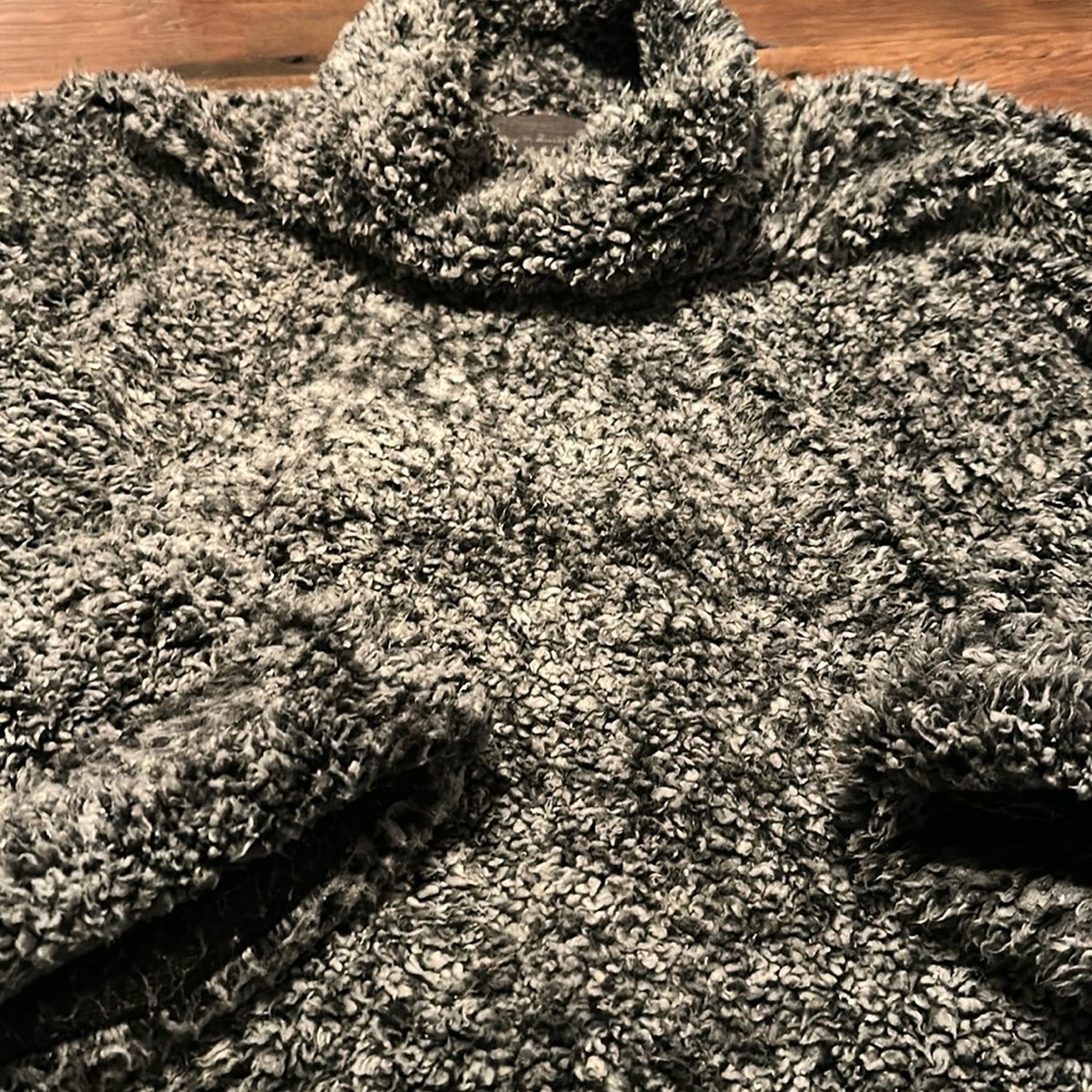 Sunday in Brooklyn Sherpa from Anthropologie in size medium/large